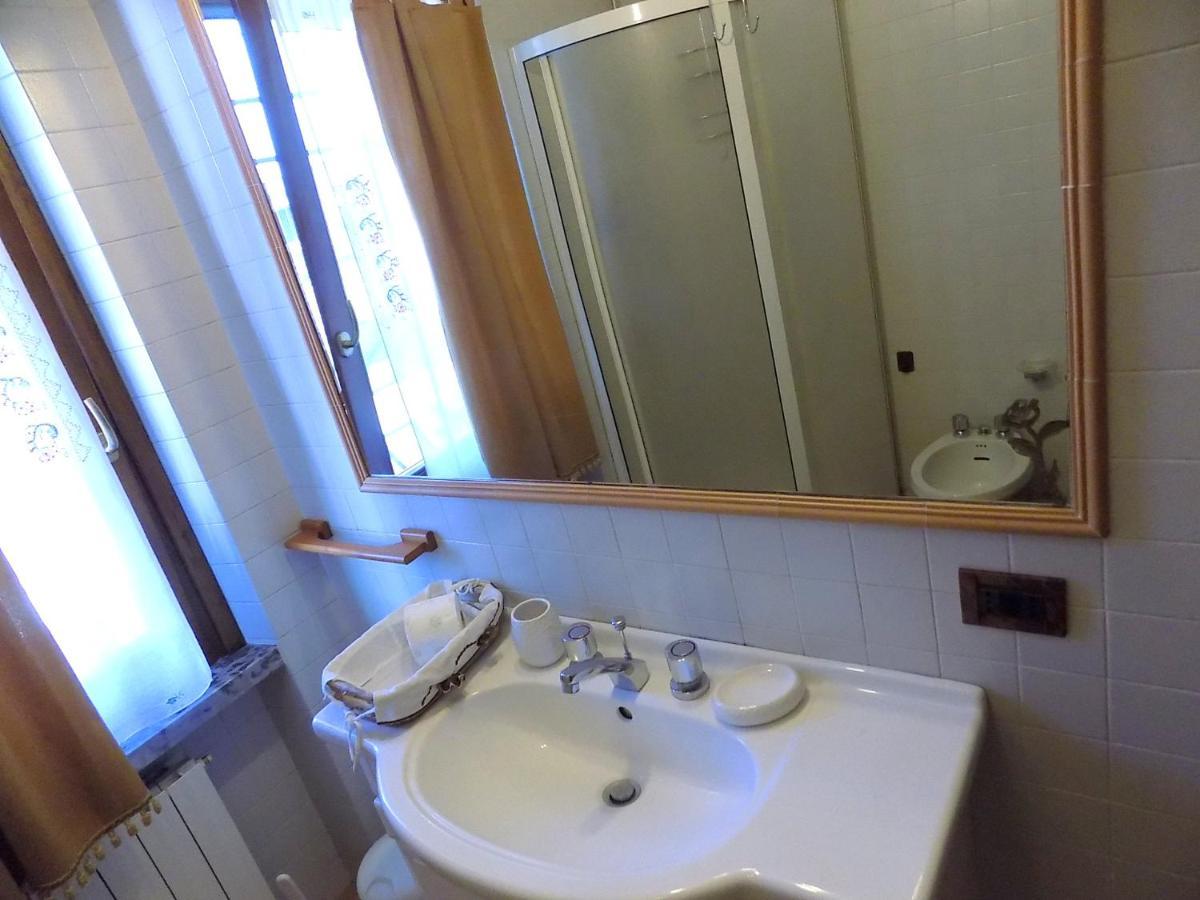 Casa Nuccia Gentili David Apart otel Marina di Massa Dış mekan fotoğraf