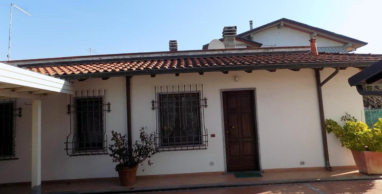 Casa Nuccia Gentili David Apart otel Marina di Massa Dış mekan fotoğraf